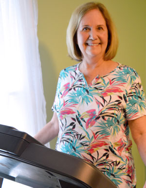 Beth Reynolds exercises on a treadmill at home Thumbnail